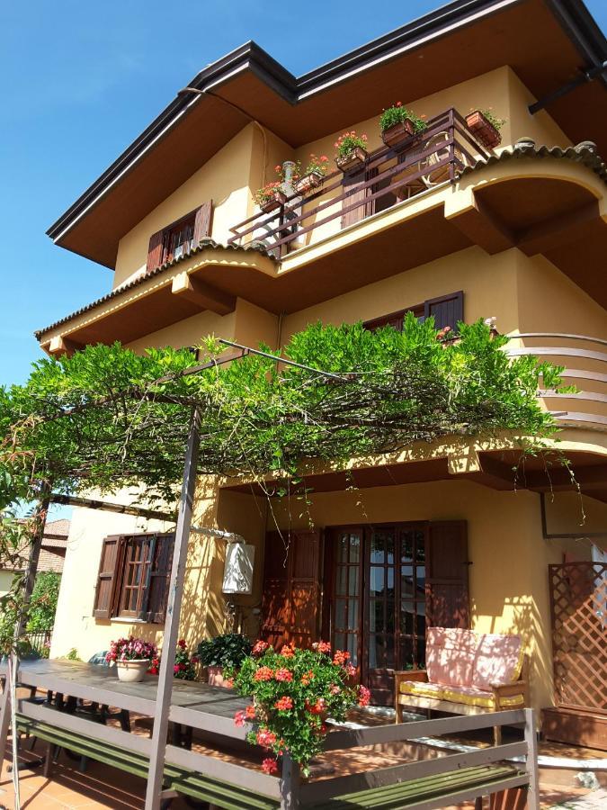 Bed and Breakfast Mansarda Fiorita Abatemarco Exterior foto