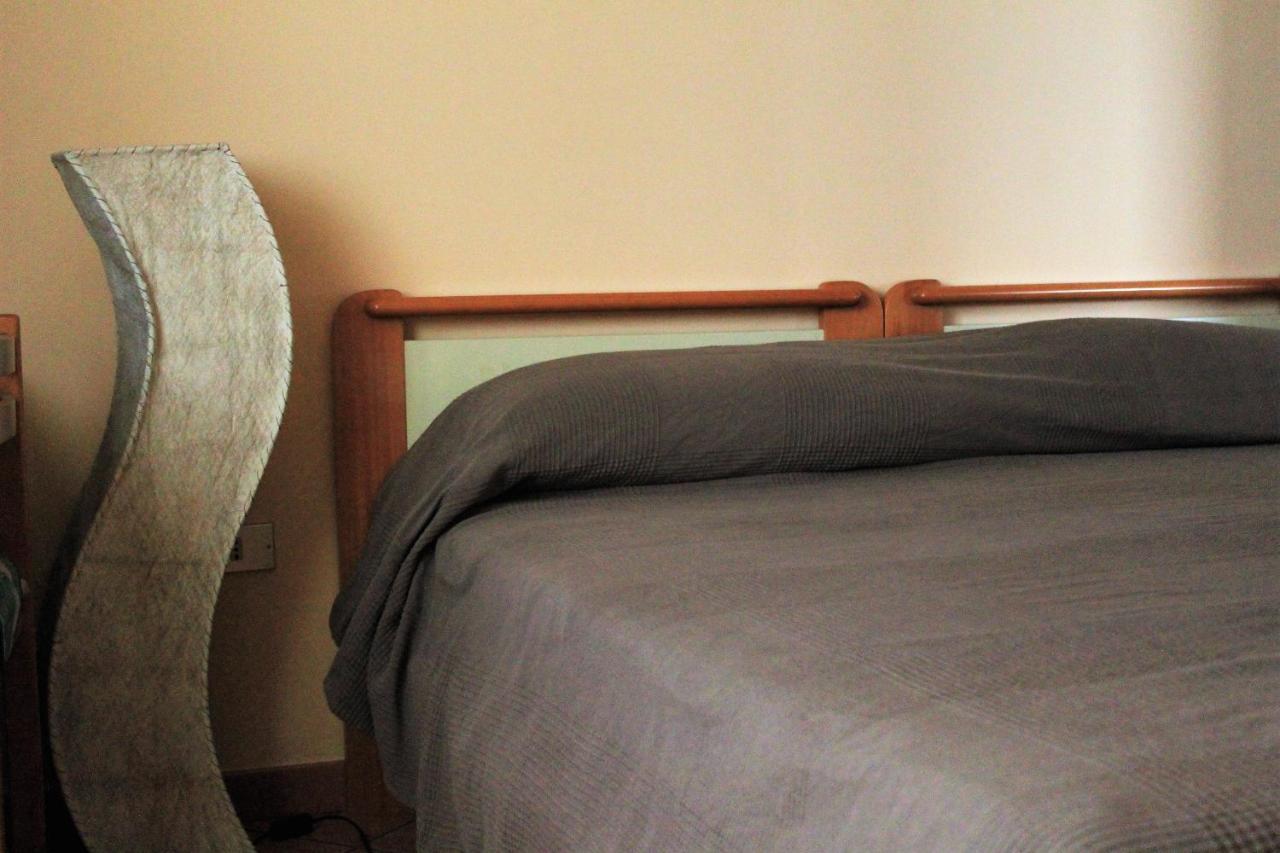 Bed and Breakfast Mansarda Fiorita Abatemarco Exterior foto