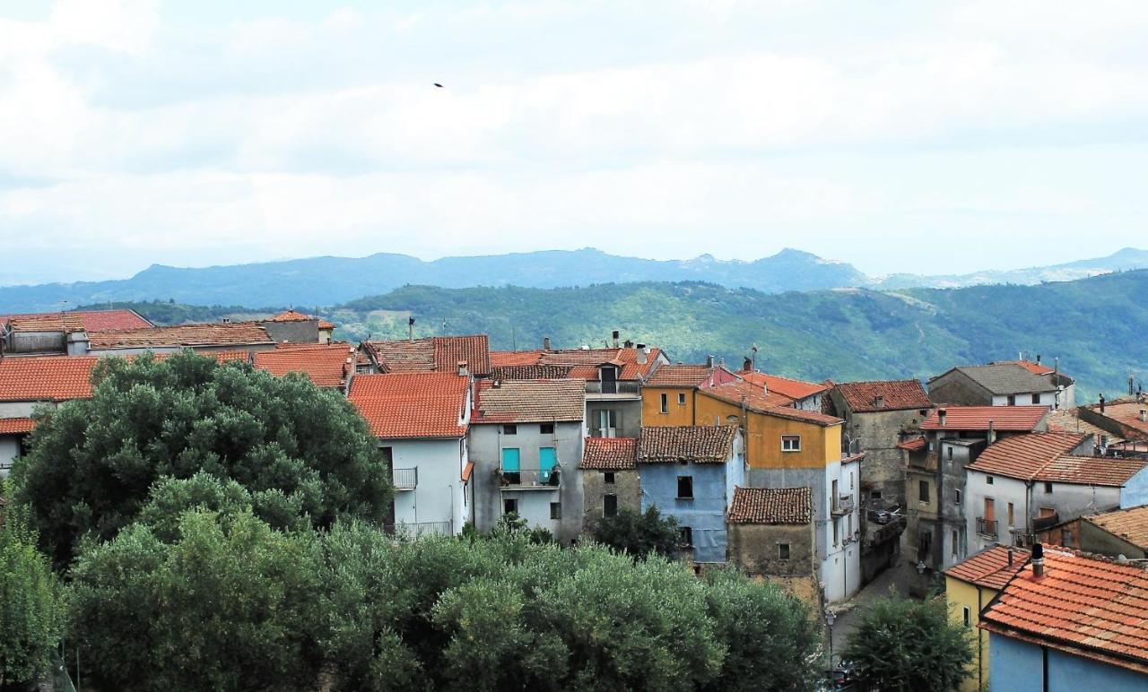 Bed and Breakfast Mansarda Fiorita Abatemarco Exterior foto