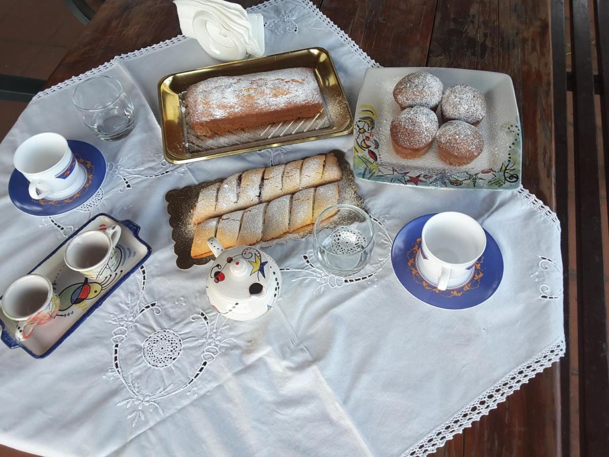 Bed and Breakfast Mansarda Fiorita Abatemarco Exterior foto