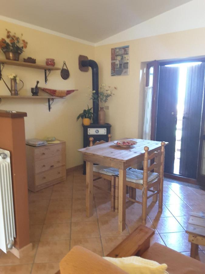 Bed and Breakfast Mansarda Fiorita Abatemarco Exterior foto