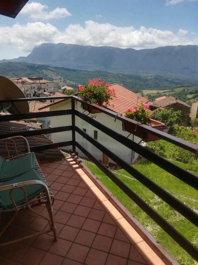 Bed and Breakfast Mansarda Fiorita Abatemarco Exterior foto